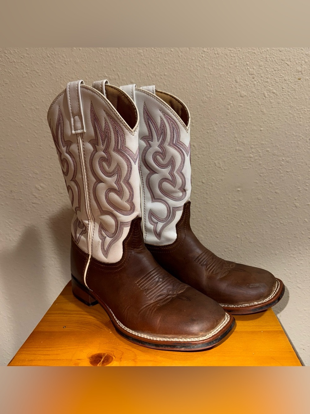 Laredo Brown Leather Foot and White Embroidered Shaft Heeled Cowboy Boots